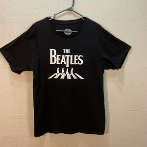 The Beatles Abby Road Graphic Tee- Official APPLE Corps- size Large A+++